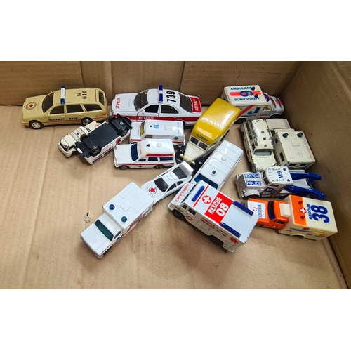 1395 - A boxed NJCroce Batmobile, a boxed Harry Potter Ford Anglia and a tray of unboxed diecast Ambulances