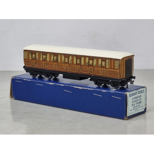 1037 - A boxed Hornby Dublo D1 L.N.E.R. all 3rd Corridor Coach, near mint in dark blue plain box with over ... 