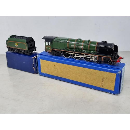 1012 - A boxed Hornby Dublo EDL12 gloss 'Duchess of Montrose' Locomotive, unused. Locomotive shows no signs... 