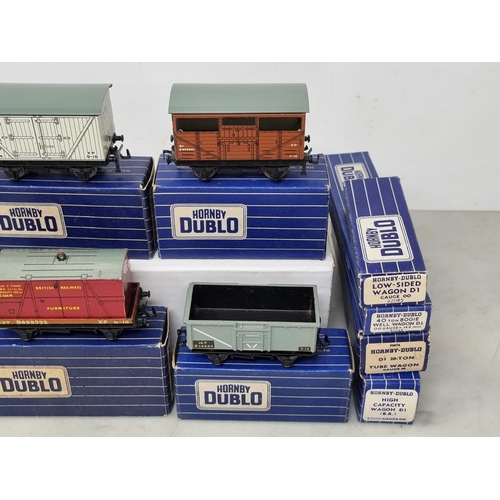 1014 - Ten boxed Hornby Dublo BR 3-rail Wagons in mint or very near mint condition. All with superb blue an... 