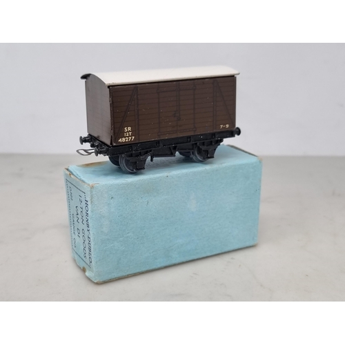 1022 - A boxed Hornby Dublo pre-war S.R. D1 Goods Van in near mint condition showing slight crazing to the ... 