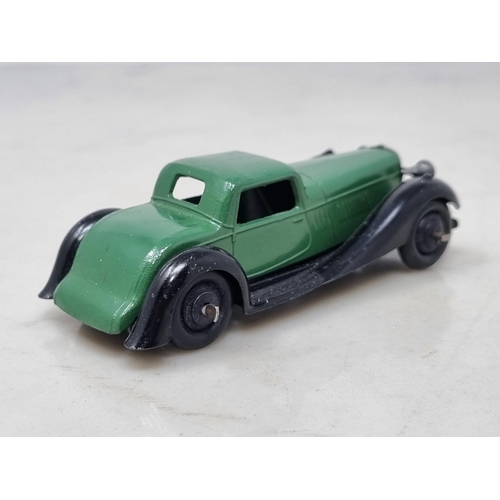 1227 - A Dinky Toys No.36b dark green Bentley, Nr M-M