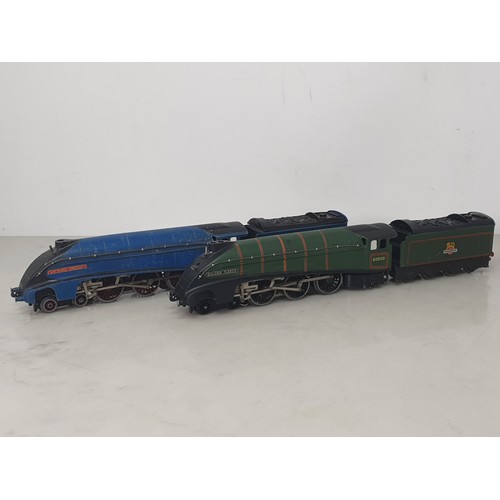 1073 - Two unboxed Hornby Dublo 3-rail A4 Locomotives 'Golden Fleece' and 'Sir Nigel Gresley'