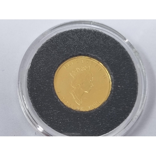 298 - A Canadian gold 1/20th ounce Maple Leaf 1995, in case of issue with certificae