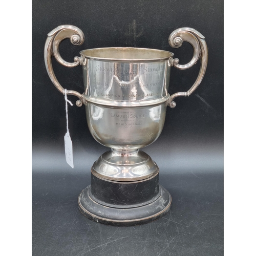 149 - An Edward VII silver two handled Trophy with presentation inscription 