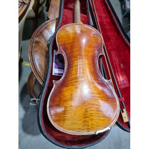 270 - A German full size Violin and bow with two-piece back in case (R4)