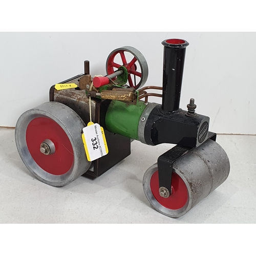 332 - A Mamod Model of a Traction Steam Engine, 9in, (R5)