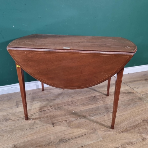 599 - A mahogany and inlaid oval Pembroke Table 3ft 2in W x 2ft 3in H (R9)