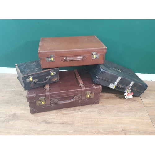 607 - A leather Luggage Case, a leather Case with three fitted drawers and two other Luggage Cases (R9)