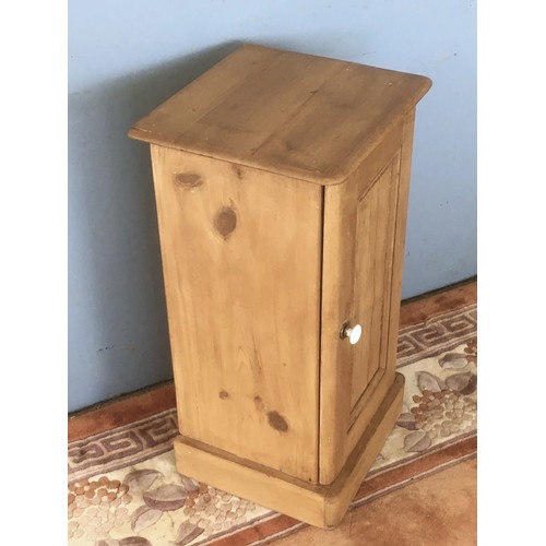 29 - A Victorian pine Pot Cupboard fitted single door 2ft 4in H x 1ft 3in W x 1ft 1in D