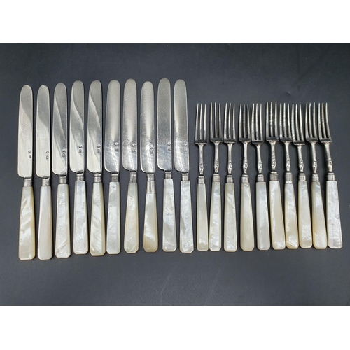 41 - Ten Georgian Dessert Knives and Forks with silver blades and mother of pearl hafts