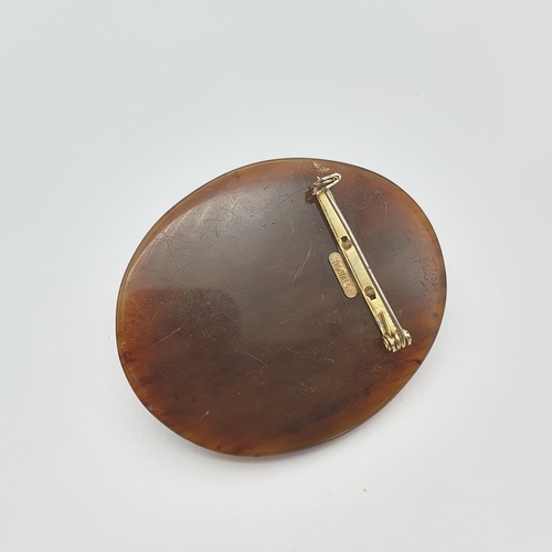 200 - A Pellini Brooch of oval form