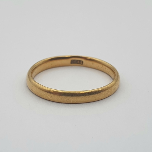 208 - A 22ct gold Wedding Band, approx 2.80gms