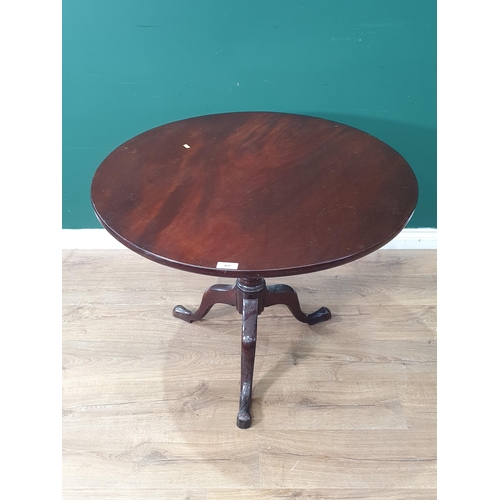 469 - A 19th Century mahogany Pillar Table on tripod base 2ft 8in D x 2ft 3in H (R4)