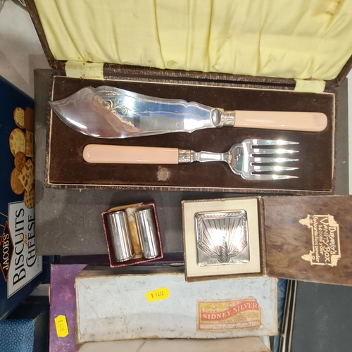 316 - A quantity of silver plated Items including boxed Cutlery, Sugar Bowl, Bread Knife, etc. (R5)