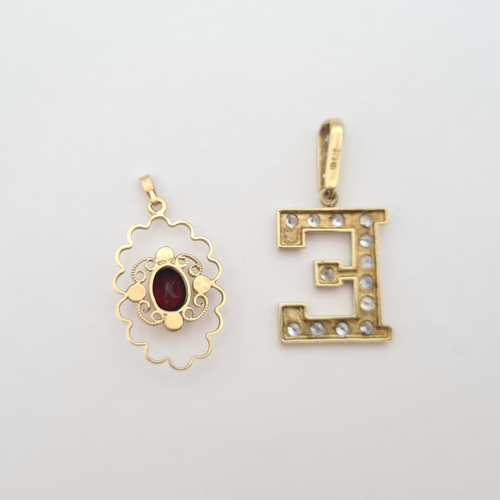 212 - A 9ct gold Pendant set oval garnet within cultured pearls and  a 9ct gold 'E' Pendant set synthetic ... 