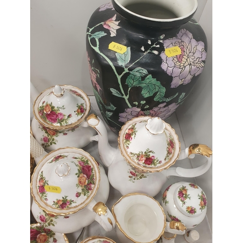 353 - A large quantity of Royal Albert Old Country Roses China including Teapots, Coffee Pot, Cups, Saucer... 