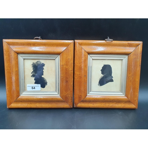 64 - A pair of Silhouettes of lady and gentleman, in maple frames, 7in square overall (R1)