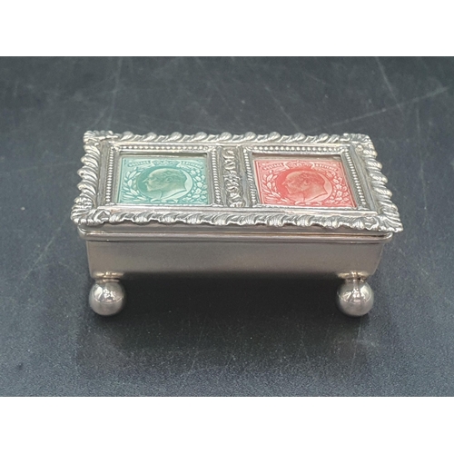 43 - An Edward VII silver double Stamp Box with gadroon rim on ball feet, Birmingham 1902