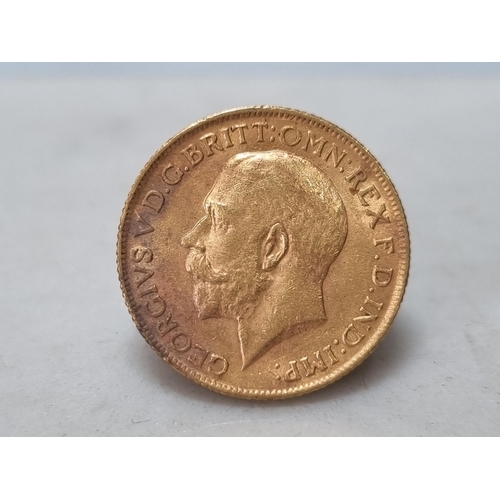 573 - A George V 1912 gold Sovereign