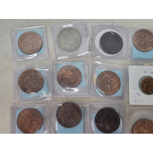 589 - A collection of British pre-decimal Coins, Farthing to Half Crown, consists of a Farthing 1918, Half... 