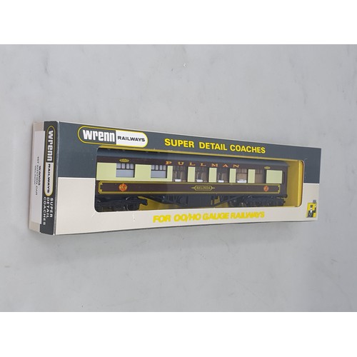 1051 - A rare boxed Wrenn W6002 Kitchen Car 'Belinda', unused condition, box Nr perfect, slight mark on fro... 