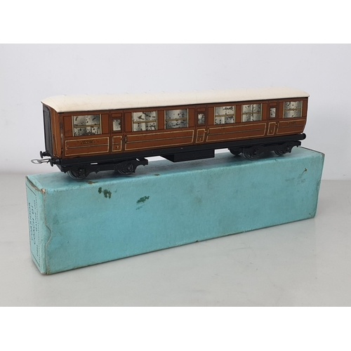 1004 - A boxed Hornby Dublo pre-war D1 LNER 1/3rd Coach, Ex, some slight mottling to windows and crazing to... 