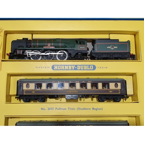 1009 - A boxed Hornby Dublo 2035 Bournemouth Belle Passenger Set, contents M, unused with no signs of use t... 