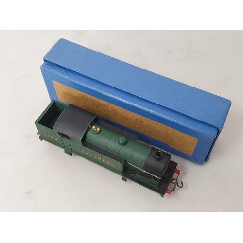 1024 - A boxed Hornby Dublo EDL7 SR O-6-2T, M, no marks to paintwork or transfers showing no signs of use, ... 