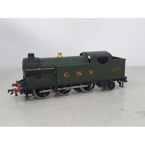 1026 - A boxed Hornby Dublo EDG7 Royal Scot GWR Set, in mint condition, beautiful example of locomotive and... 