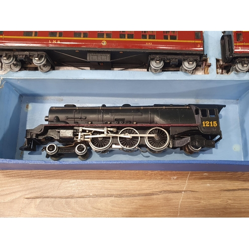 1029 - A boxed Hornby Dublo EDP2 CPR Canadian Passenger Set, this is the arlier version using the Atholl ty... 