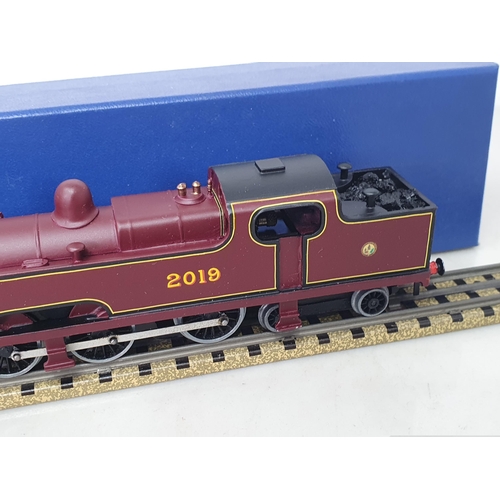 1034 - A boxed Classic Collections Limited Edition ED3R C30 Locomotive 'Flatiron', M, box as new, with cert... 