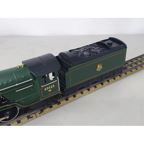 1036 - A boxed Classic Collections ED3R C33 A2 Locomotive 'A.H. Peppercorn', M, comes with certificate No.4... 