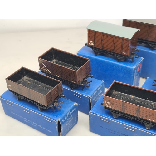 1063 - Eleven boxed Hornby Dublo LMS Wagons, all Nr M and boxes Nr perfect. Comprising High-sided Wagon, 2x... 