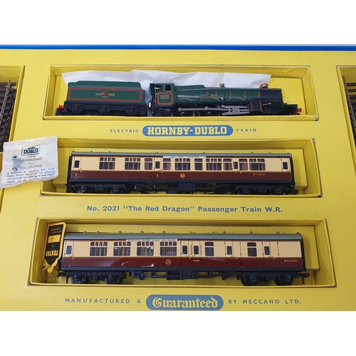 1089 - A boxed Hornby Dublo 2021 Red Dragon Passenger Set, contents appear unused with no signs of any trac... 