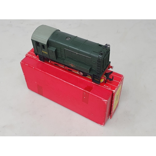 1095 - A boxed Hornby Dublo 2231 Diesel Shunter, unused in superb condition, complete with correct cardboar... 