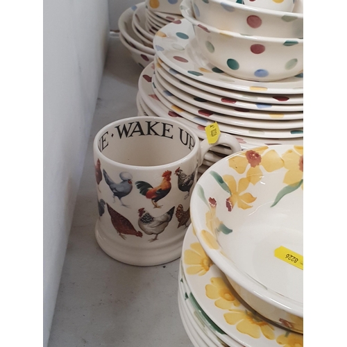 267 - A quantity of Emma Bridgewater tableware with coloured spot design including a Butter Dish, various ... 