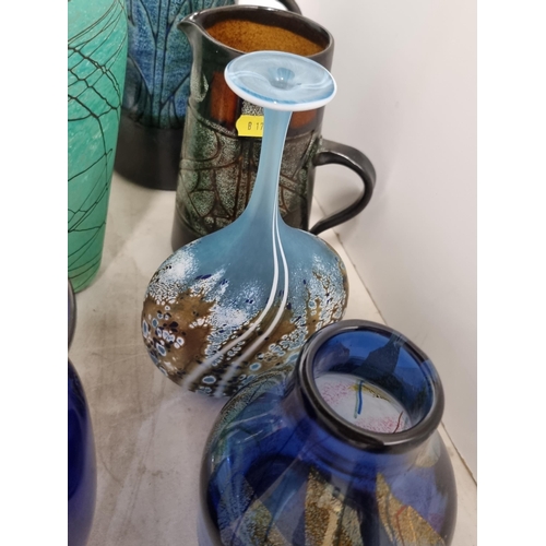 339 - A quantity of Art Glass and Art Pottery including Jugs, Vases, etc, (R4)