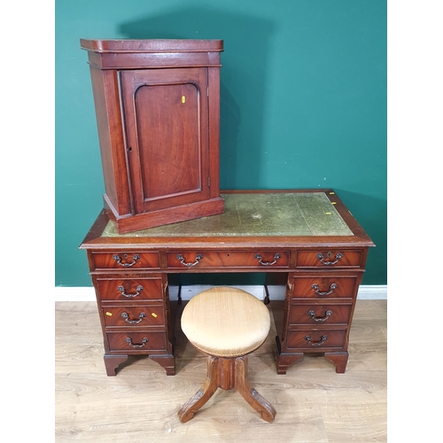 492 - A reproduction mahogany veneered Pedestal Desk fitted nine drawers 4ft W x 2ft 6in H, a Victorian ma... 