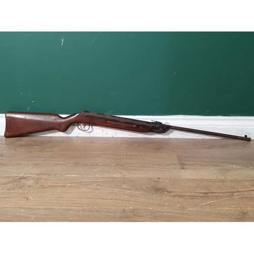 577 - A Vintage break barrel Air Rifle, A/F. (R5).