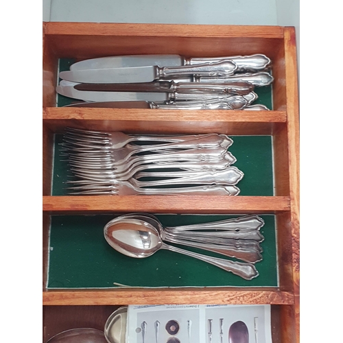 627 - A tray of plated Cutlery, (R4)