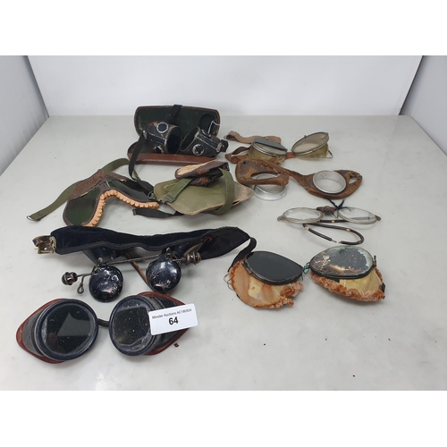 64 - A Collection of Vintage Aviators Goggles and Glasses