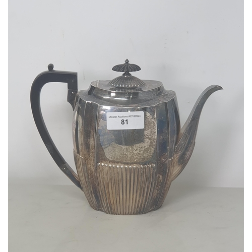 81 - A Victorian silver semi-fluted Coffee Pot, Sheffield 1898, maker: G.H., 520gm all in