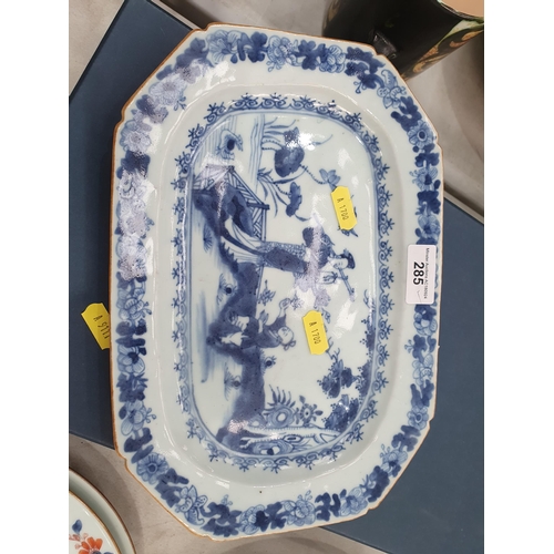 285 - A selection of Chinese Plates, floral decorated, and a Chinese blue and white Dish, (R4)