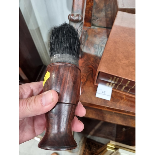 63 - A Chinese Brush with baluster turned hardwood handle having screw base enclosing compartment, 7in (R... 