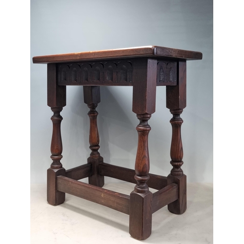 907 - A reproduction oak Joint Stool, 18 1/2in H, (R9)