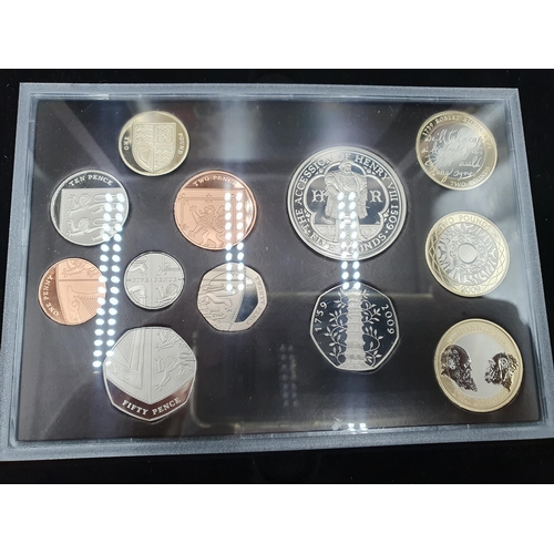 247 - A Royal Mint Proof Set 2009, includes Kew Gardens 50 Pence