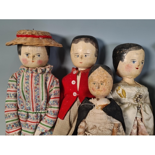 41 - Nine antique Peg Dolls in traditional costumes (R6)