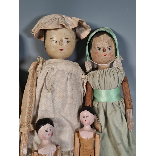 41 - Nine antique Peg Dolls in traditional costumes (R6)