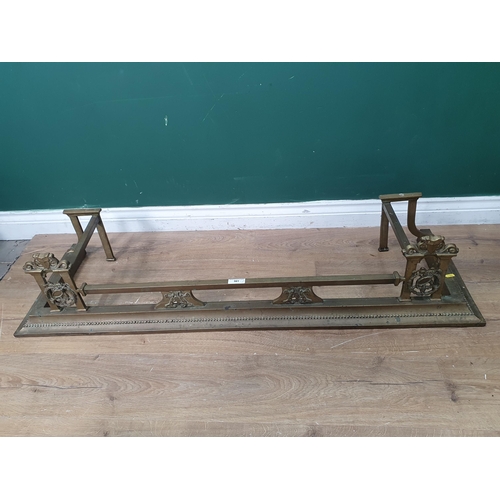 794 - An antique brass Fender 4ft 3in W (R6)